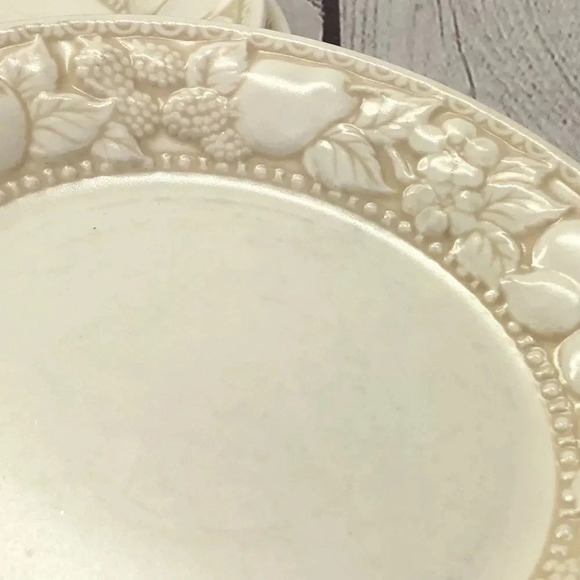 Metlox vernon bake salad dessert plates - Picture 7 of 7